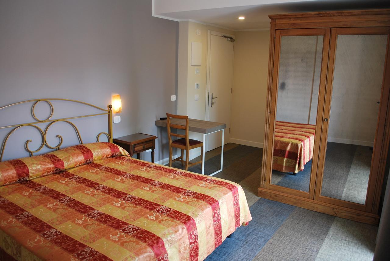 Hotel Europa Garda  Eksteriør bilde