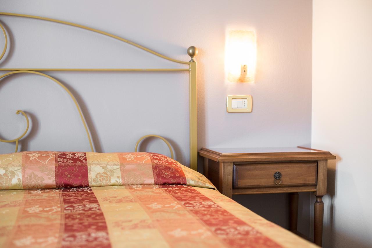 Hotel Europa Garda  Eksteriør bilde