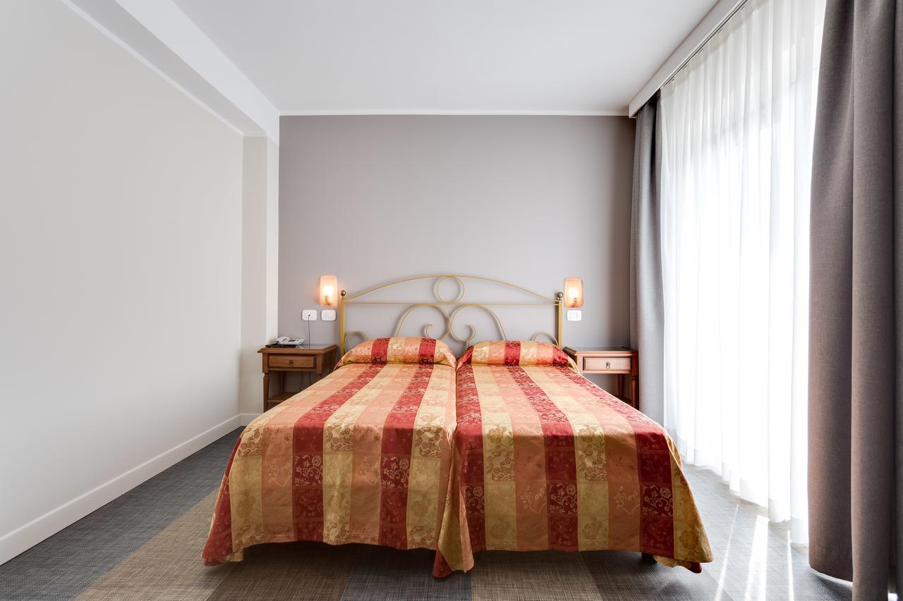 Hotel Europa Garda  Eksteriør bilde